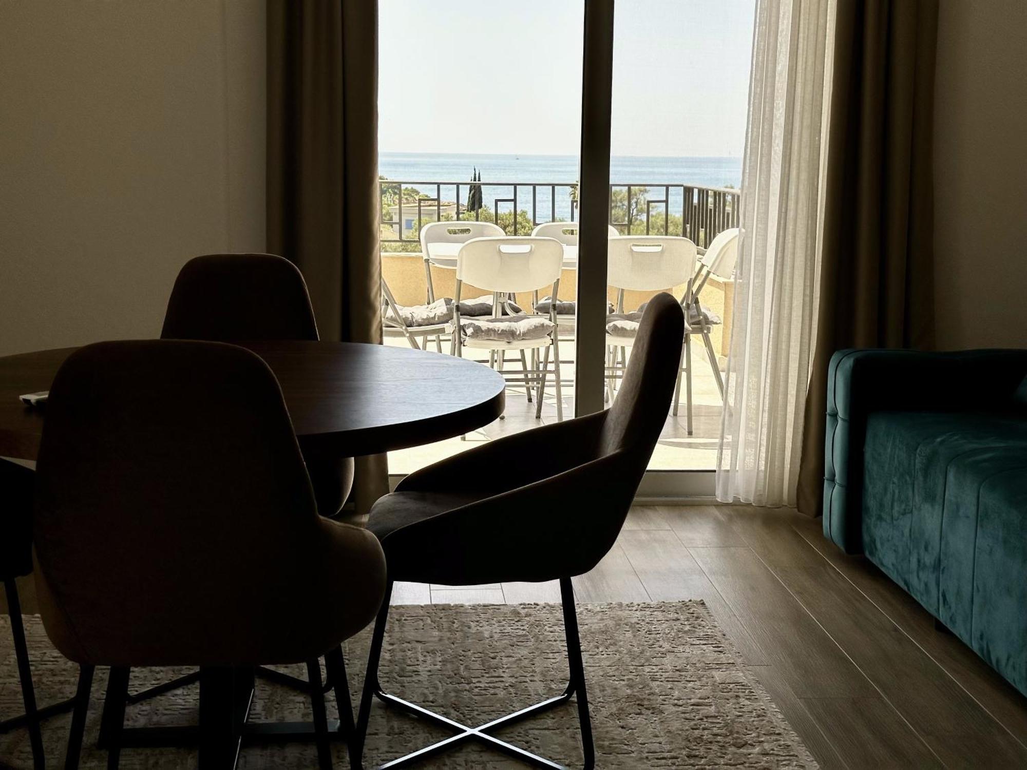Akhdar Apartments Утеха Екстериор снимка