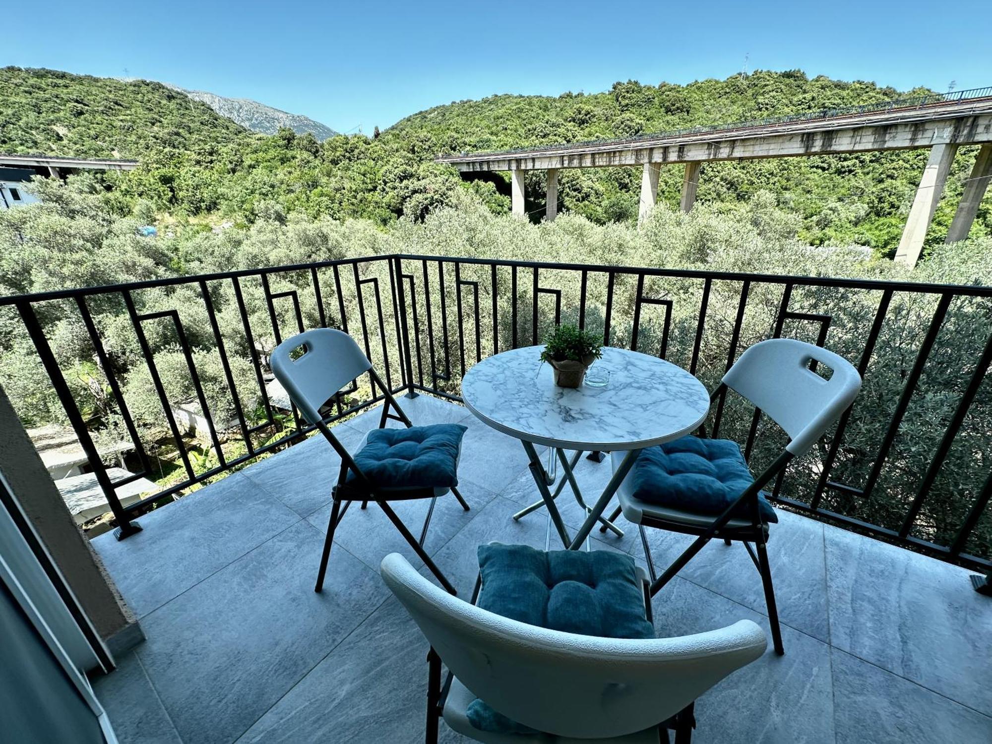 Akhdar Apartments Утеха Екстериор снимка